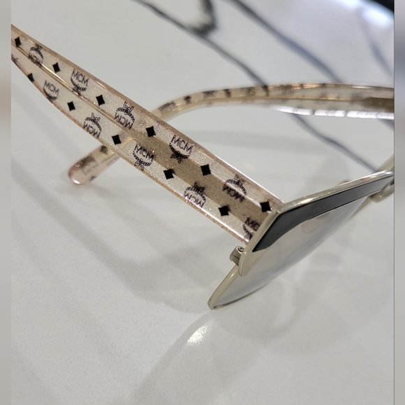 MCM Unisex Retro Visetos Sunglasses - Picture 2 of 11